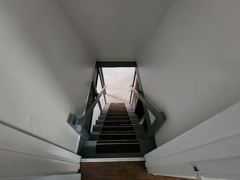 824 Oak St — Photo 20