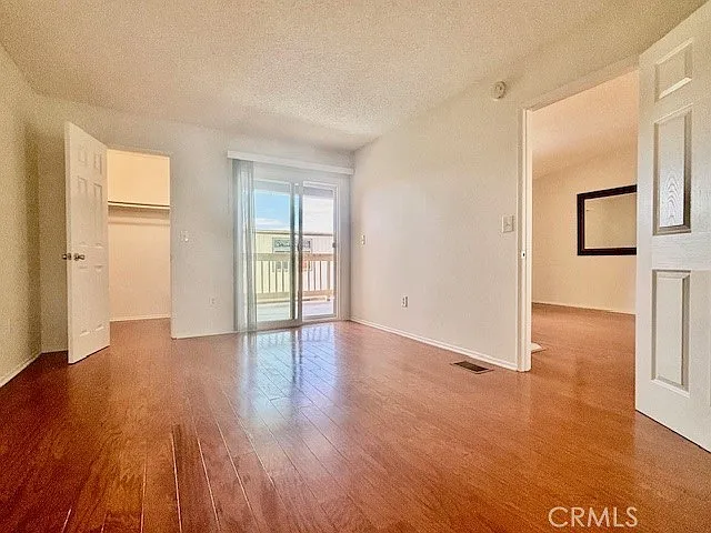 679 W 18th St #B — Photo 25