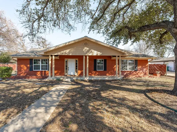 965 N Charlotte Ave, Stephenville, TX 76401