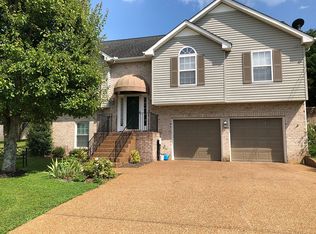 113 Victoria Ln E, Hendersonville, TN 37075