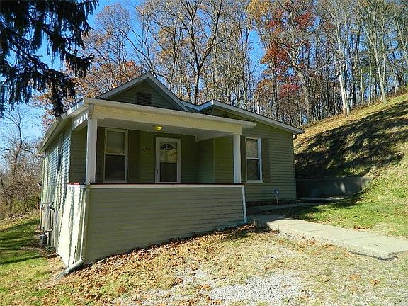 2nd image of 2568 E Finley Dr