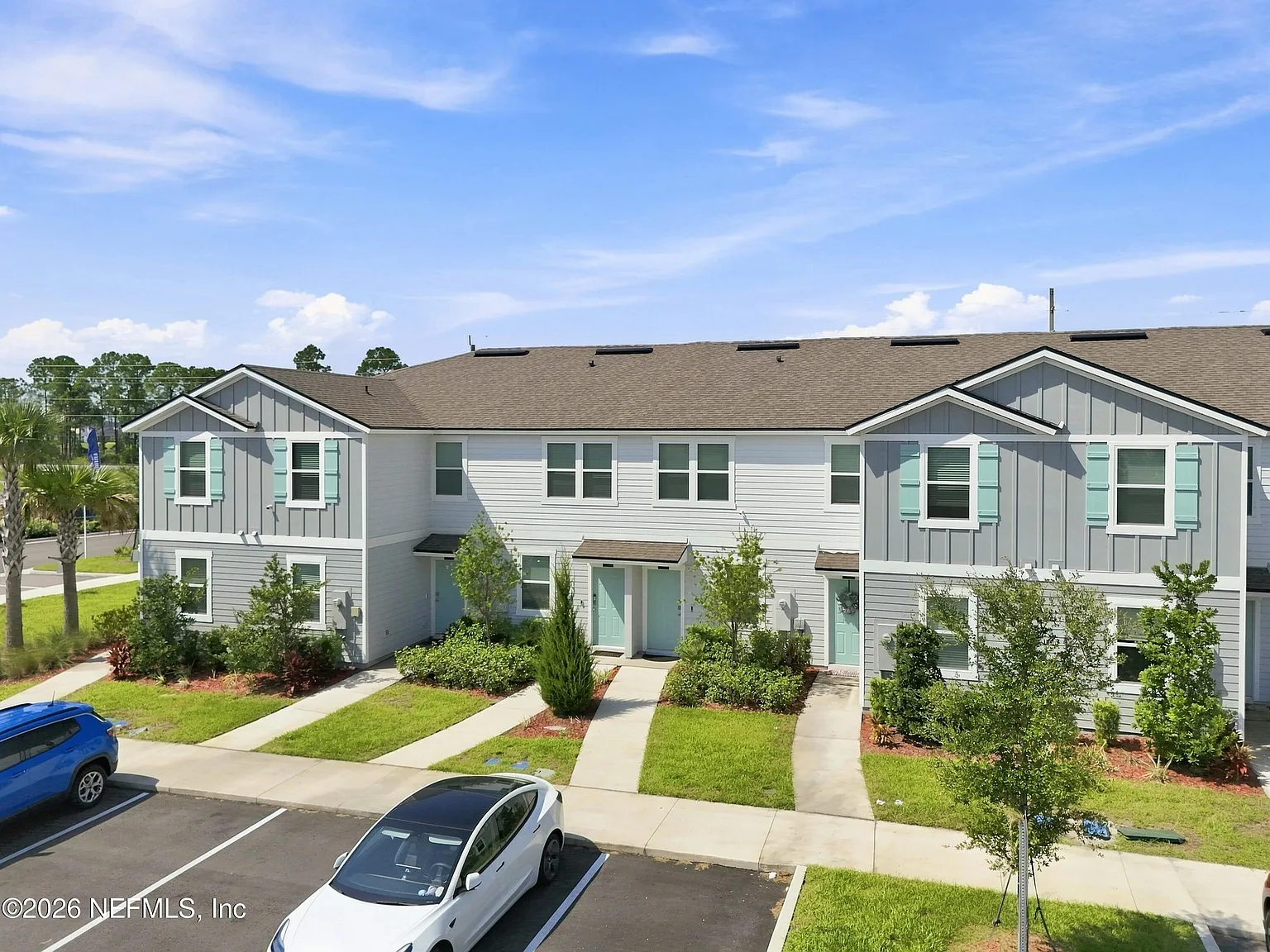 2 bed, 2.5 bath, 1109 sqft, $1,800 — Photo 3