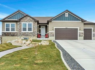 9507 N Blue Sky Dr, Eagle Mountain, UT 84005