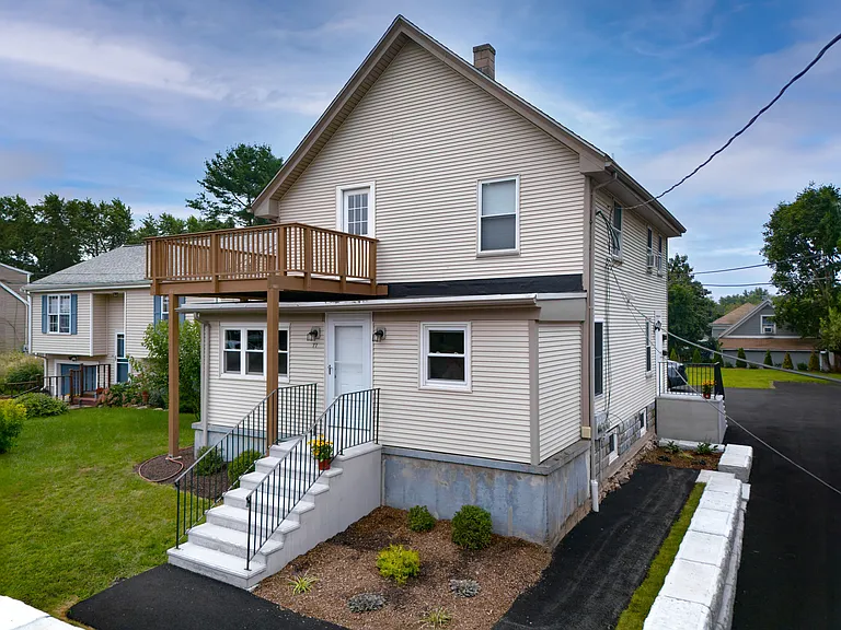 77 Spruce St #1 — Photo 1