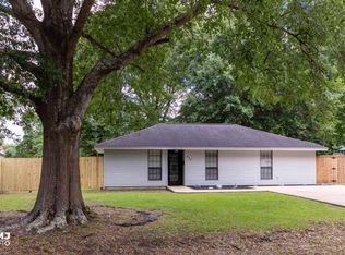 835 N 3rd St, Silsbee, TX 77656