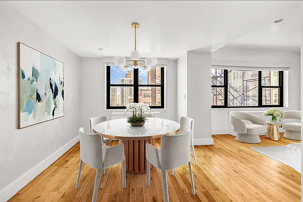 Sold by Sotheby's International Realty | media 28