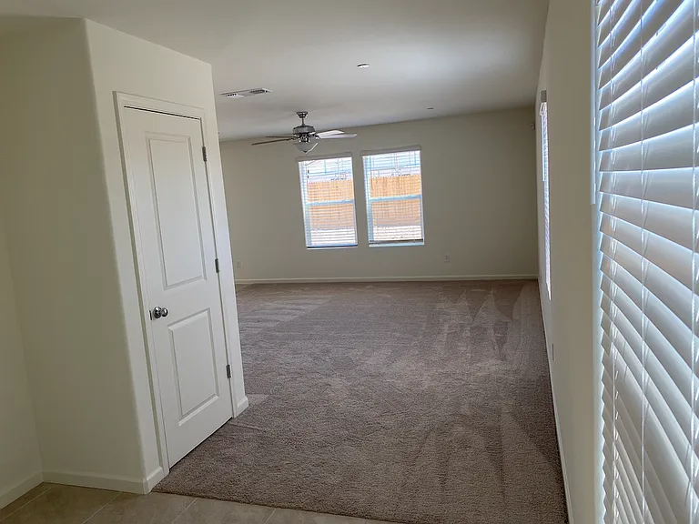 698 Keenan Ct — Photo 5