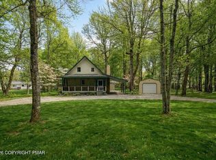 174 Bull Run, Long Pond, PA 18334