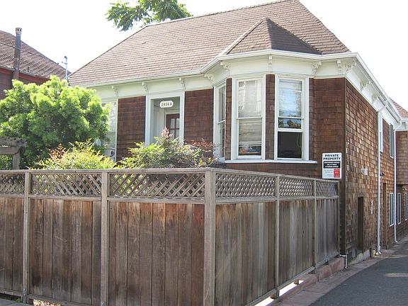 2nd image of 2436 Ellsworth St APT B