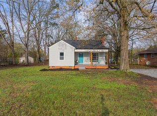 909 Gordon St, High Point, NC 27260