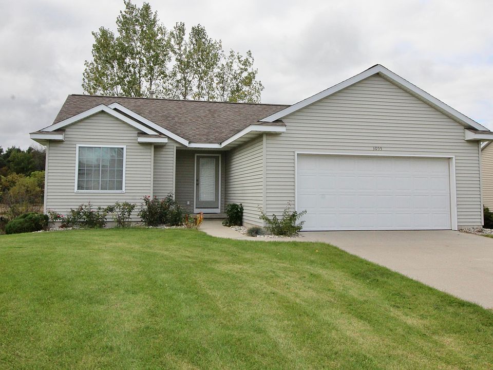 1st image of 3055 Daybreak Ln