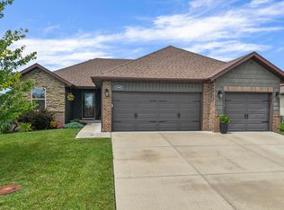 1903 E Costa Mesa Ct, Ozark, MO 65721