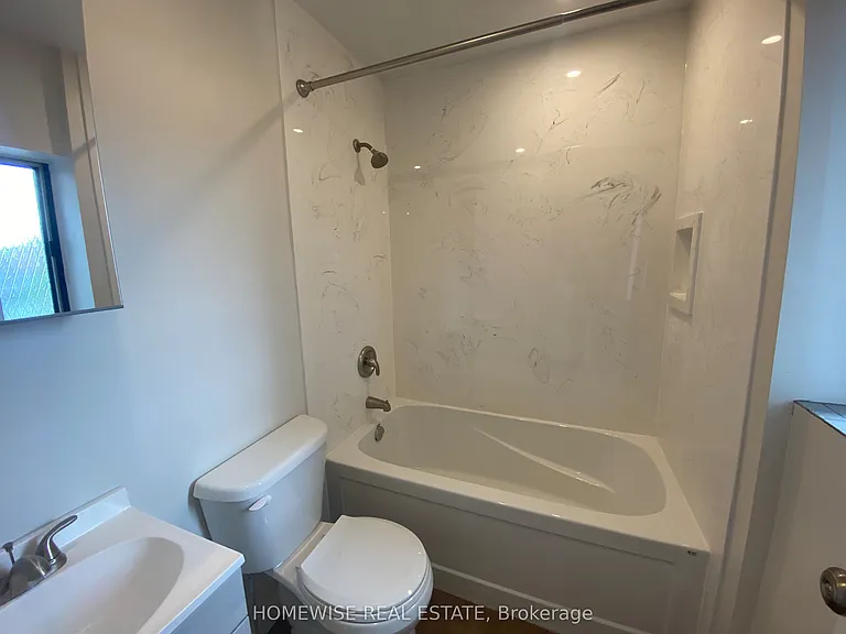 5 High Park Blvd #302 — Photo 9