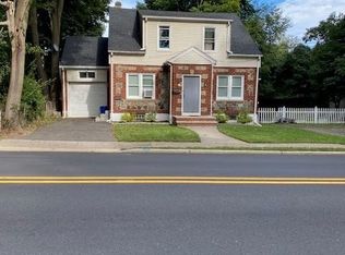 71 Kinderkamack Rd, Park Ridge, NJ 07656