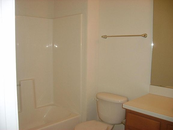 2nd bathroom