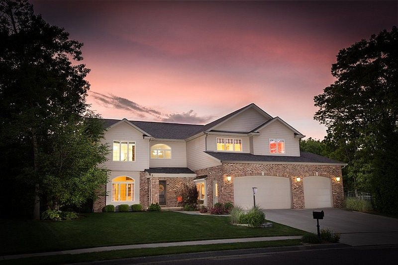 1st image of 11333 N Oak Trail Dr