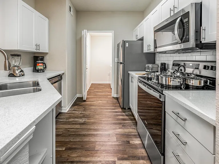 Andover Place at Cross Creek — Photo 7