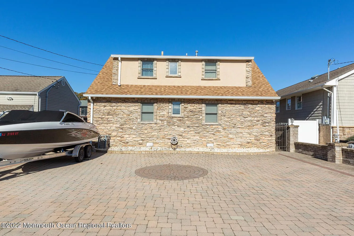 2117 Glenwood Dr photo 1