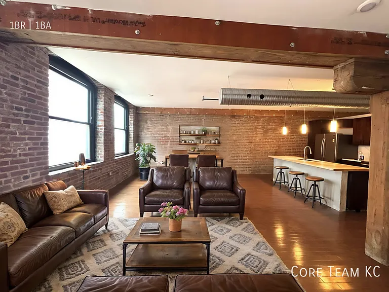 1223 Union Ave #402 — Photo 1