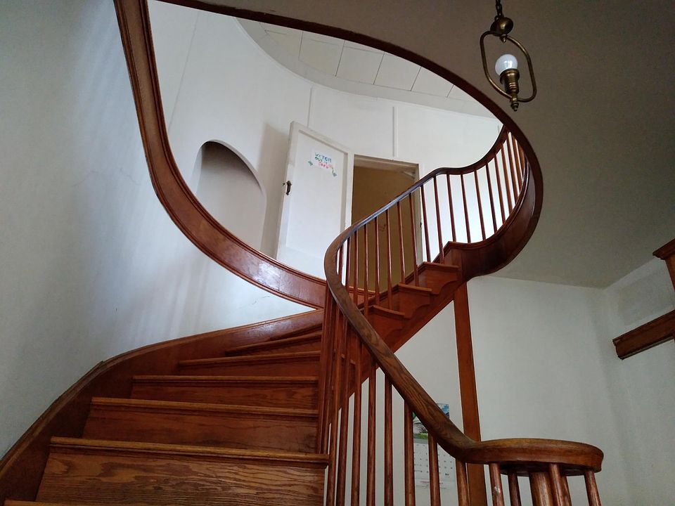 2nd image of 245 Jefferson St #B