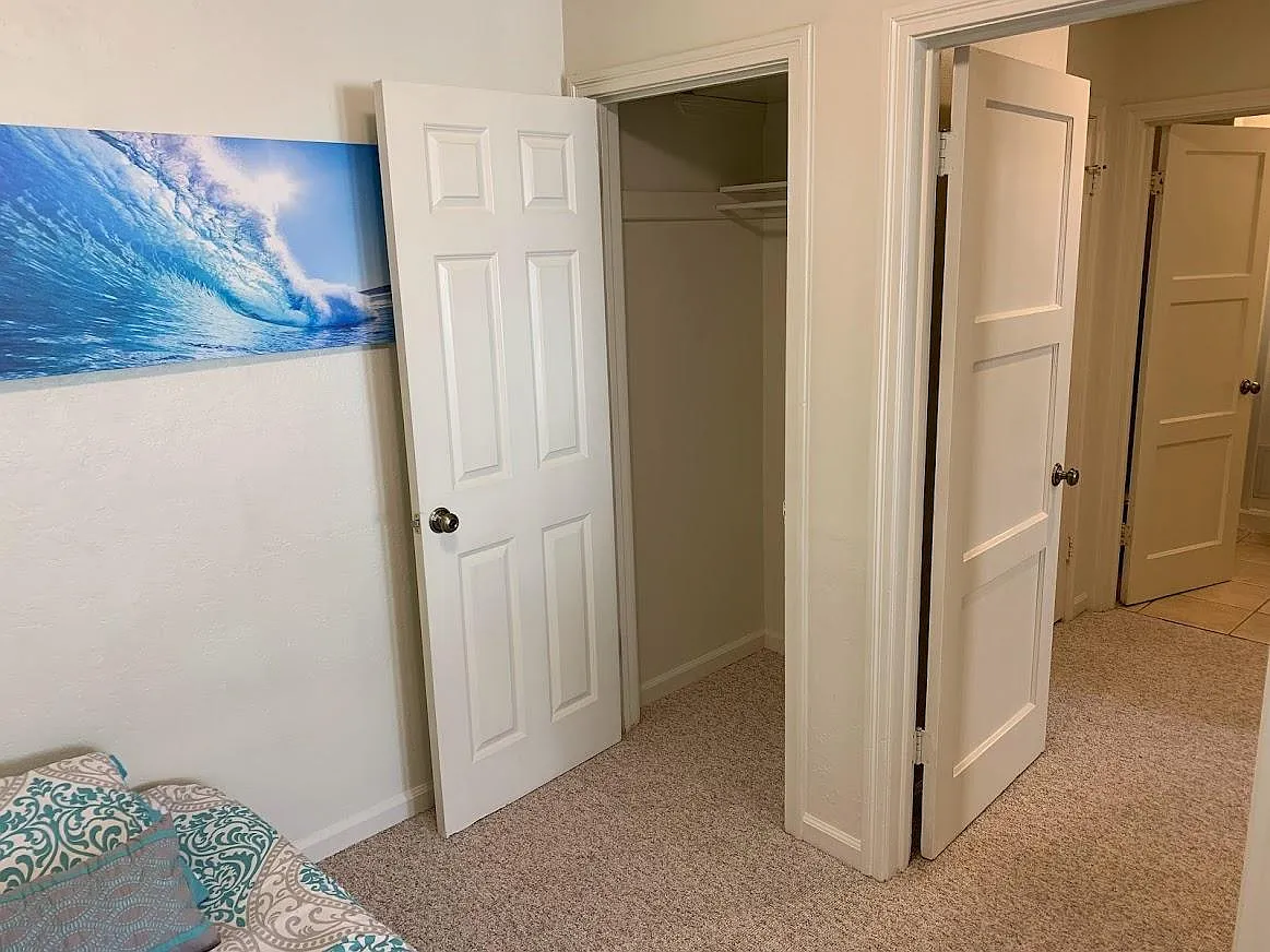 1 bed, 400 sqft, $2,575 — Photo 2