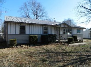 204 Brewer Ave, Tahlequah, OK 74464