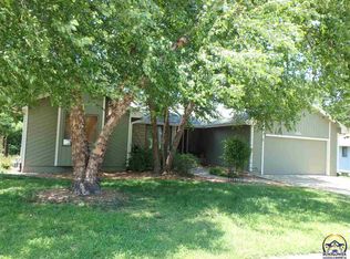 2523 SW Golf View Dr, Topeka, KS 66614