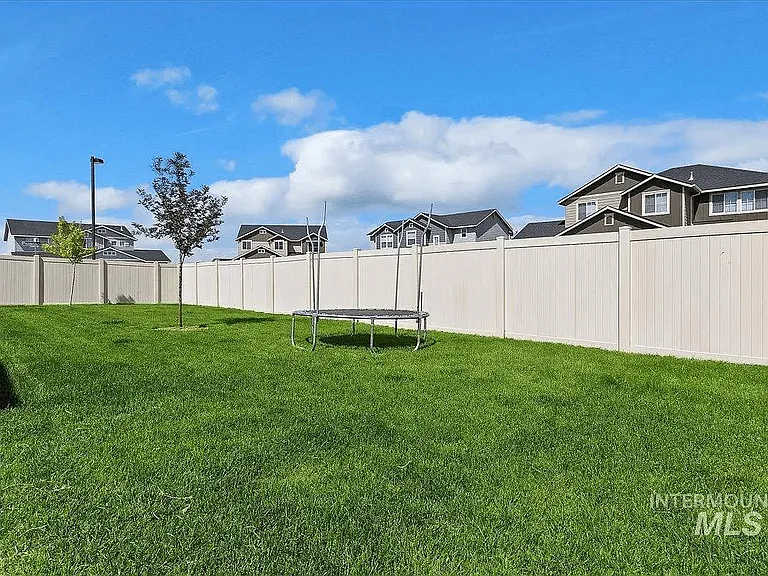 759 Pronghorn Dr — Photo 21