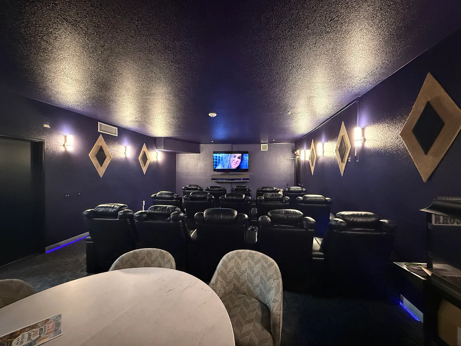 College Villas — Photo 3