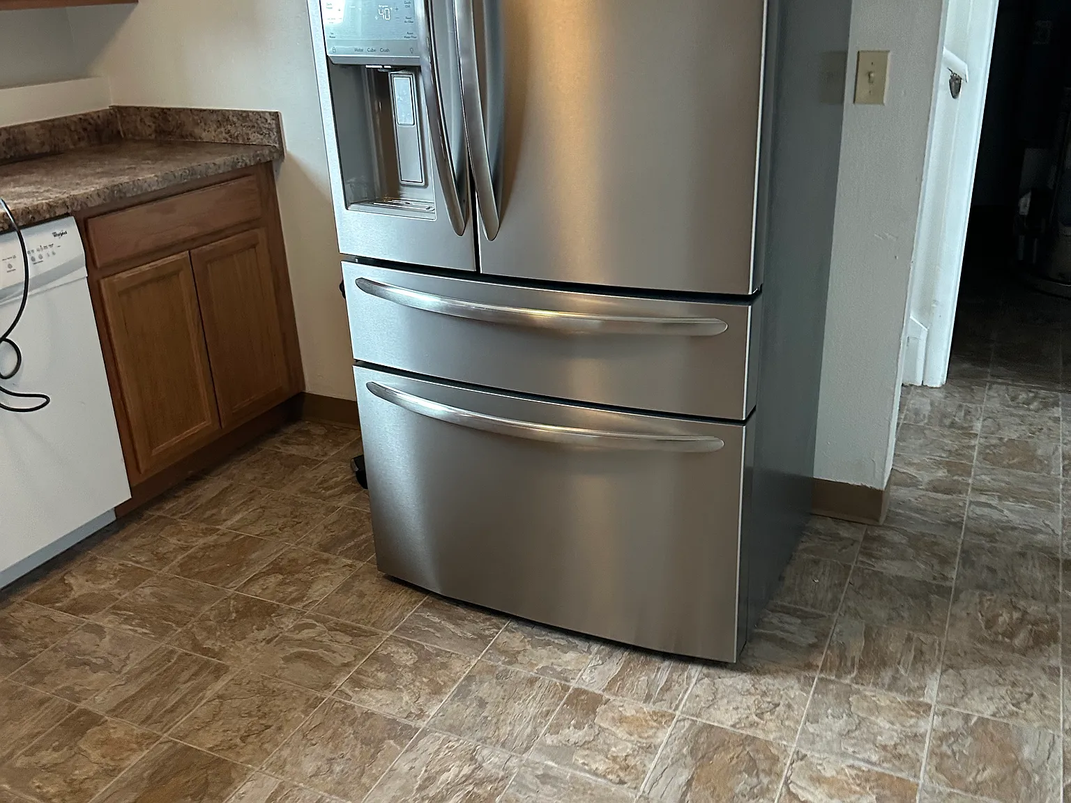 3 bed, 1.5 bath, 1200 sqft, $1,350 — Photo 1