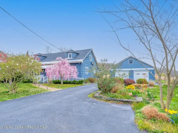 123 Lighthouse Drive, Saugerties, NY 12477