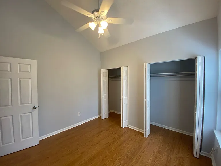 3154 Folsom Rd — Photo 17