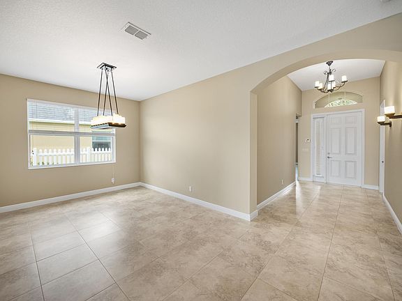 2nd image of 12115 SW Bennington Cir