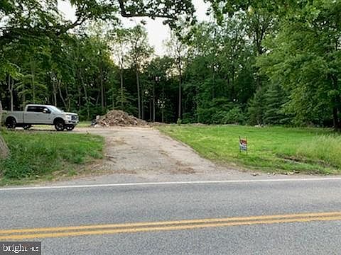 2nd image of 763 Hilltop Rd