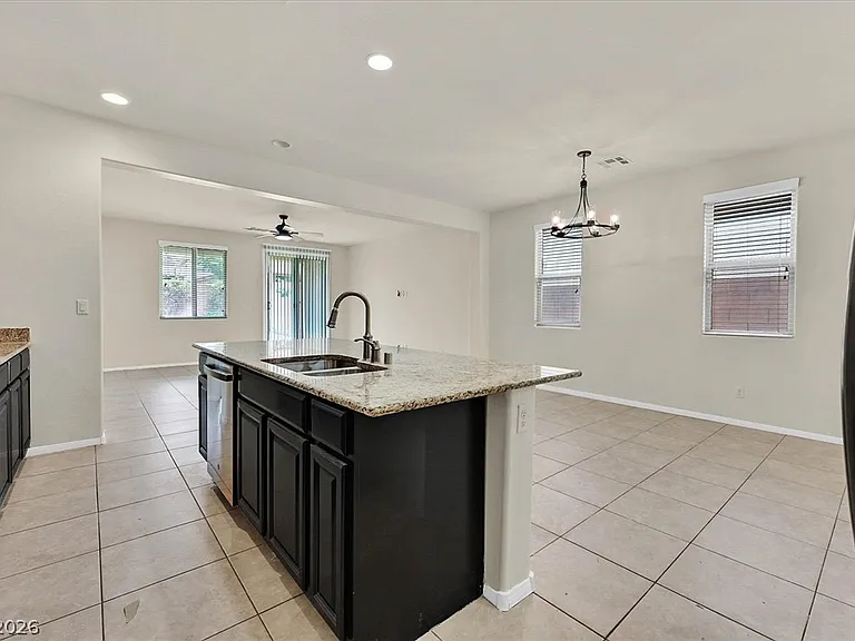 7360 Rainford St — Photo 8