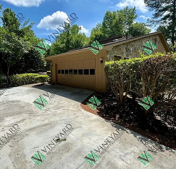 115 Nesbit Ferry Pl — Photo 30