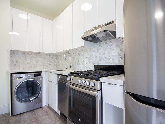2nd image of 530 Stockton St APT 207