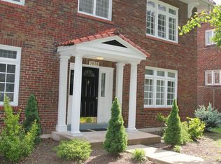 7036 Forsyth Blvd APT 1E, Saint Louis, MO