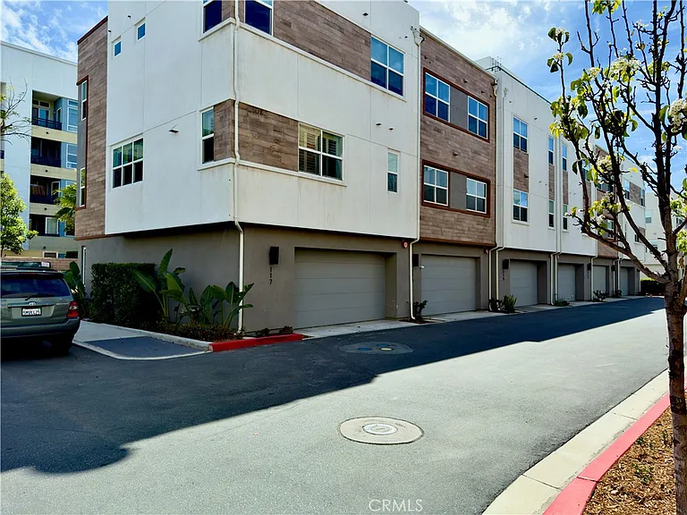 977 E Mason Ln #116 — Photo 4