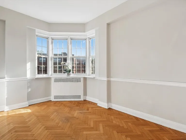 45 Popham Rd #5L — Photo 8