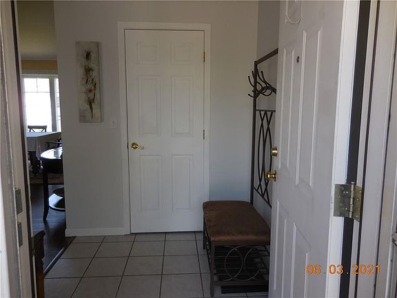 2nd image of 3113 Stoneridge Ct