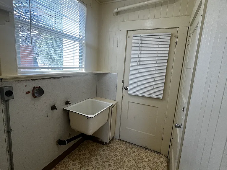 11 B St #11 — Photo 9