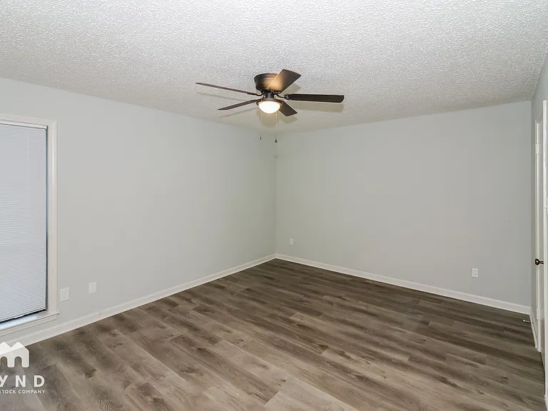3807 Ross Rd — Photo 10