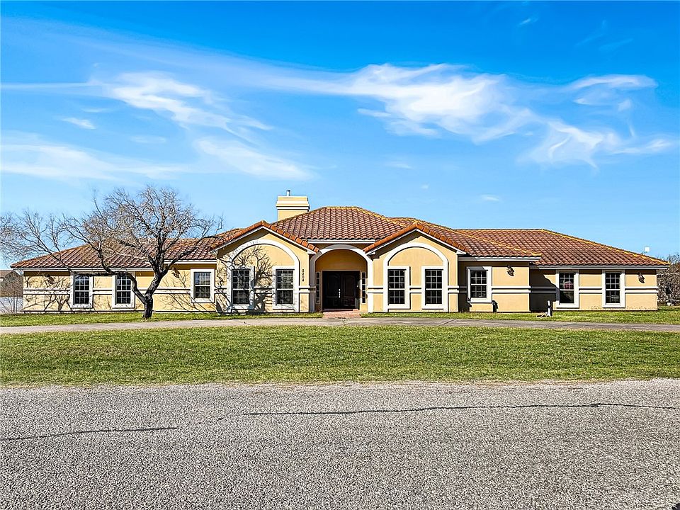 1st image of 2204 Angel Ct