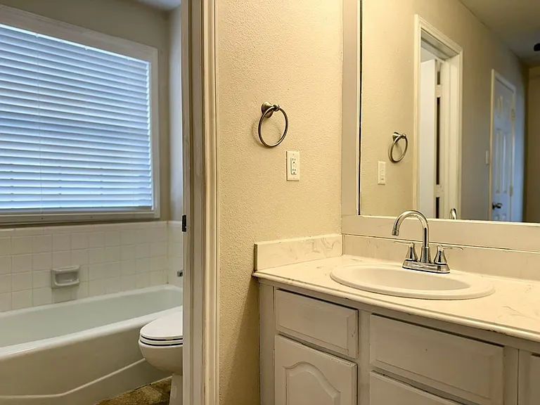 2601 Idlewilde Dr — Photo 16