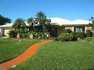 8501 Gatehouse Rd, Plantation, FL 33324