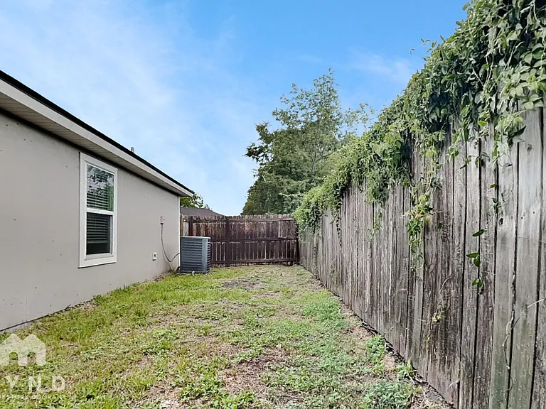 7352 Townsend Village Ln — Photo 19