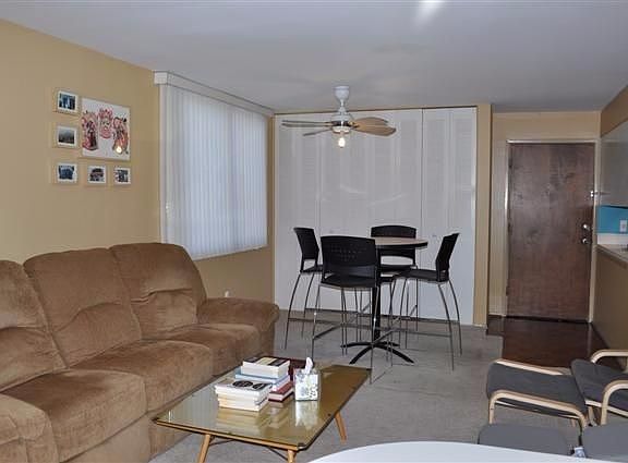 4th image of 2317 Packard St APT B201