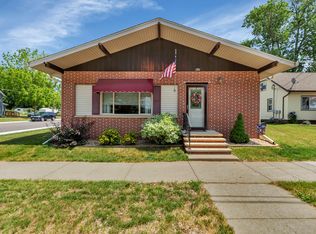 170 6th St, Albany, MN 56307