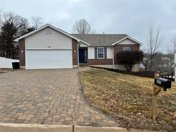 206 Williamsburg Dr, Crystal City, MO 63019